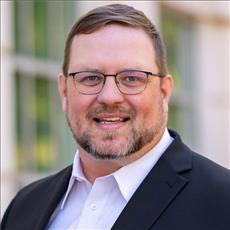 edwin-higgins_fe4e23e4fc4542aa8d418f6789f26eec-headshot